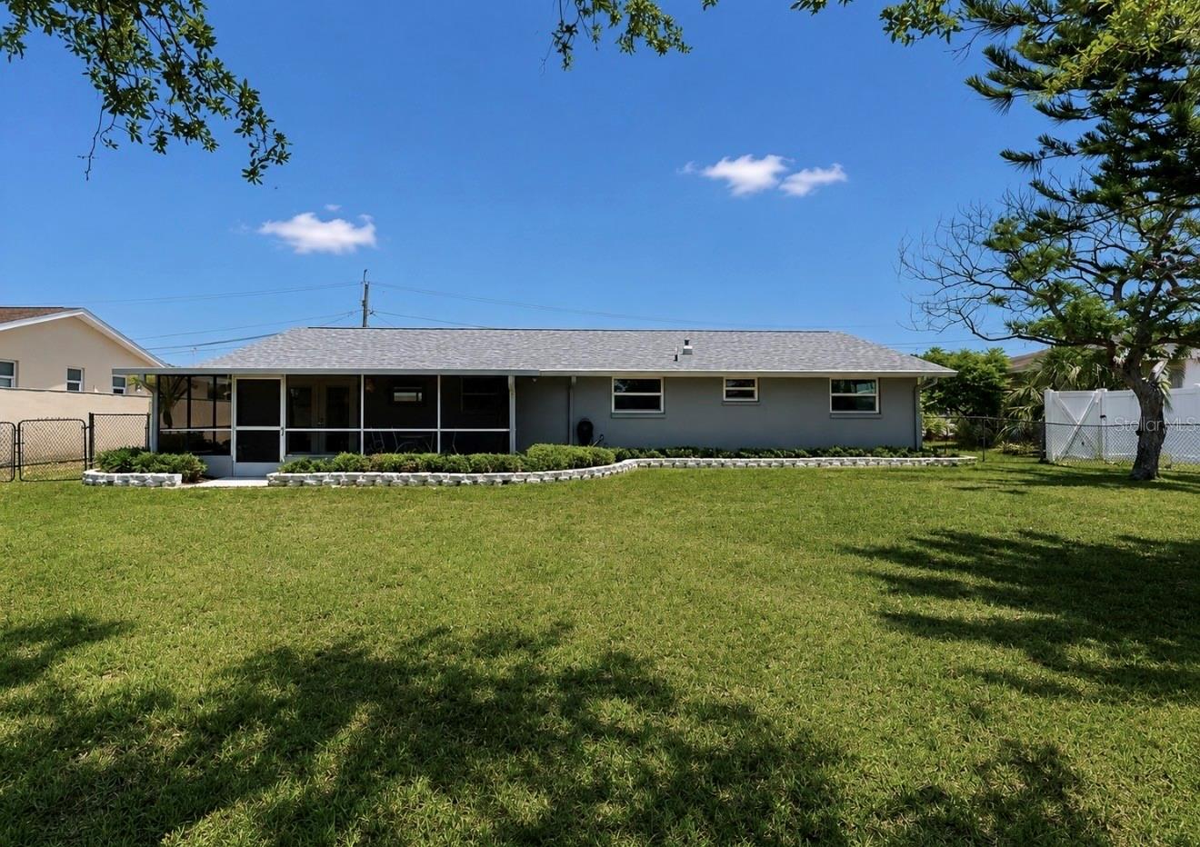 APOLLO BEACH UNIT TWO - Residential