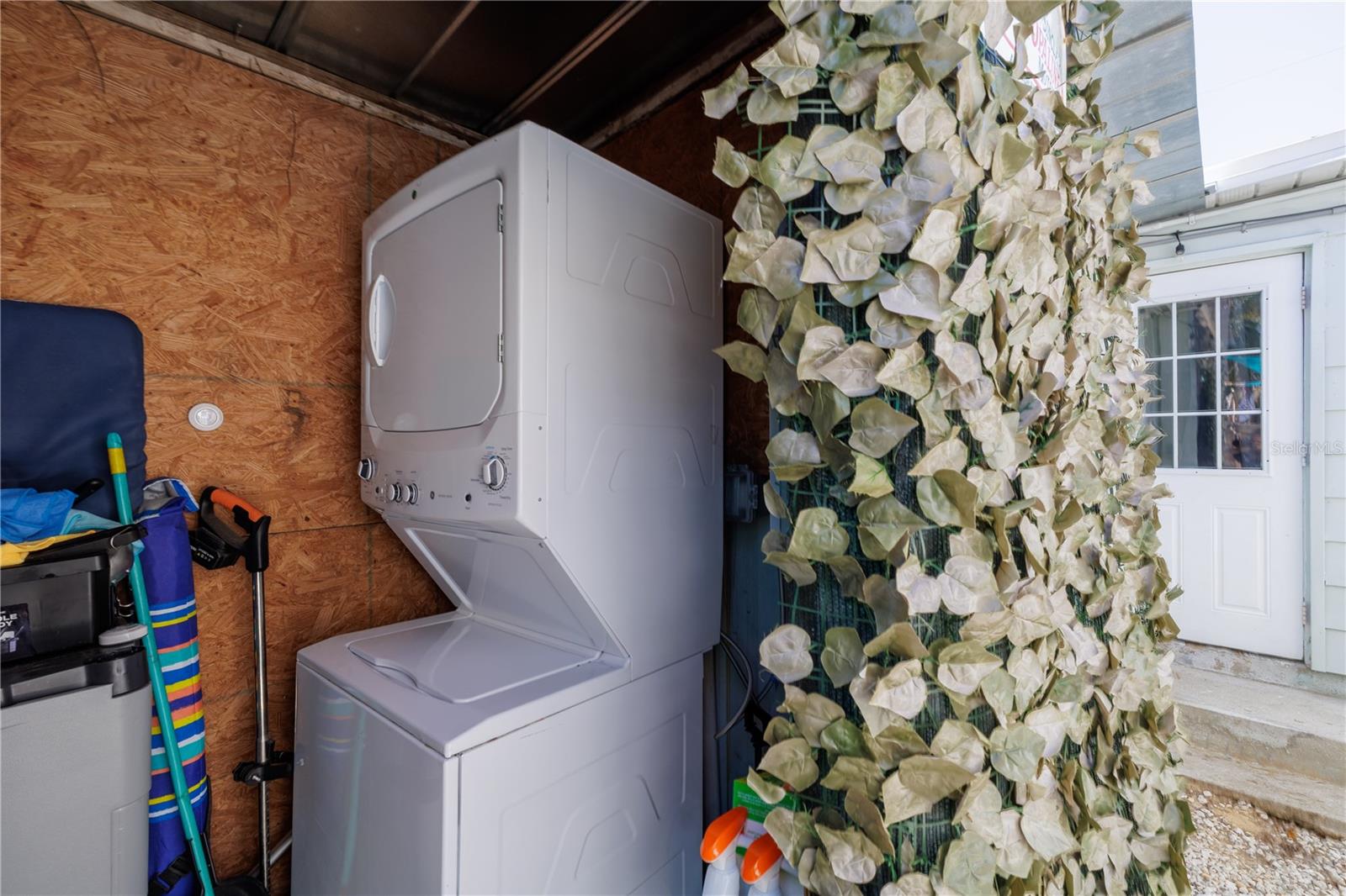 HARBOR OAKS UNIT 01 - Residential