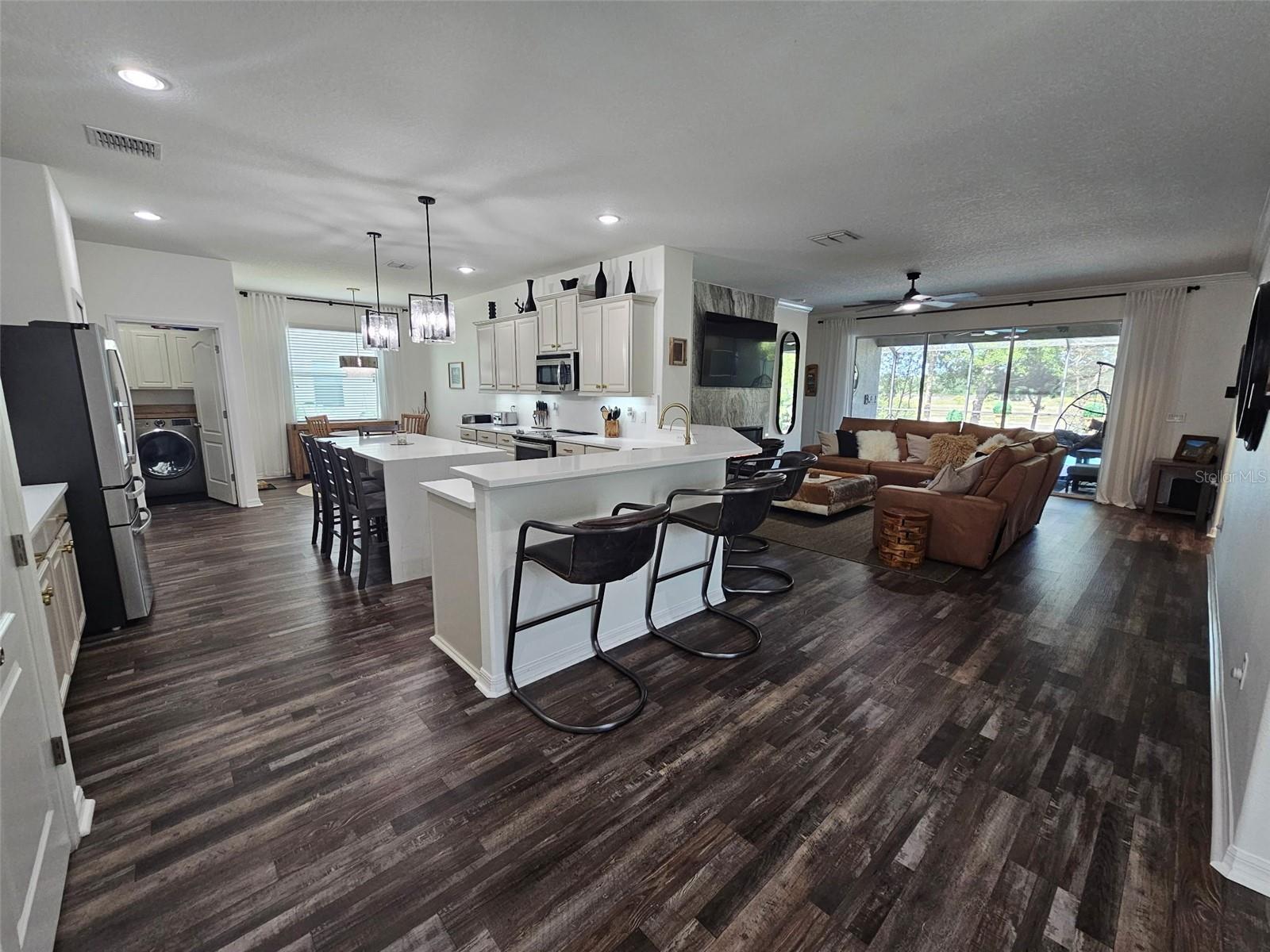 DEERFIELD LAKES - Residential