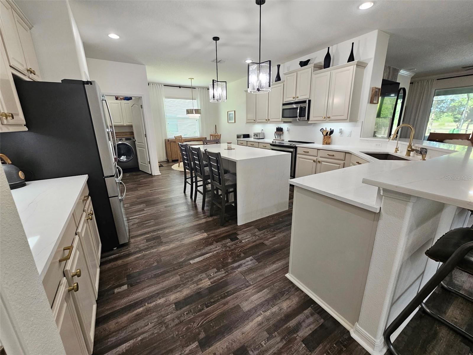 DEERFIELD LAKES - Residential