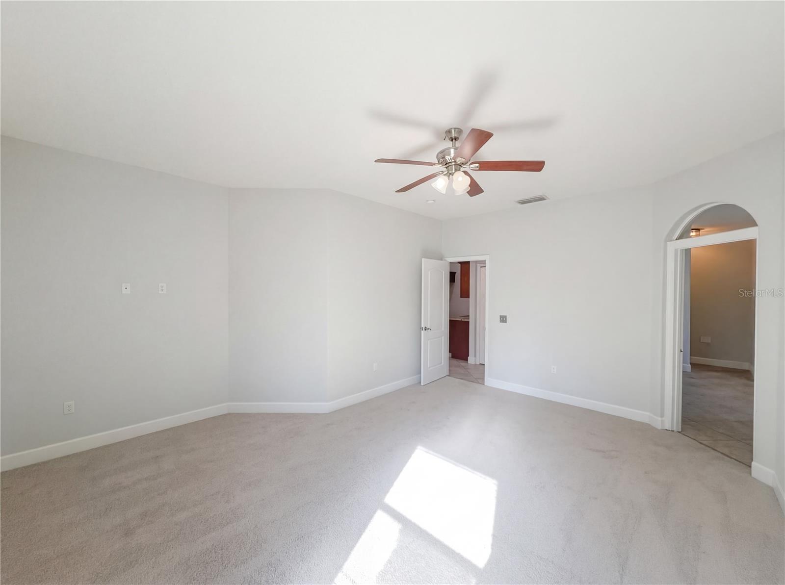 HALLAM PRESERVE EAST - Residential