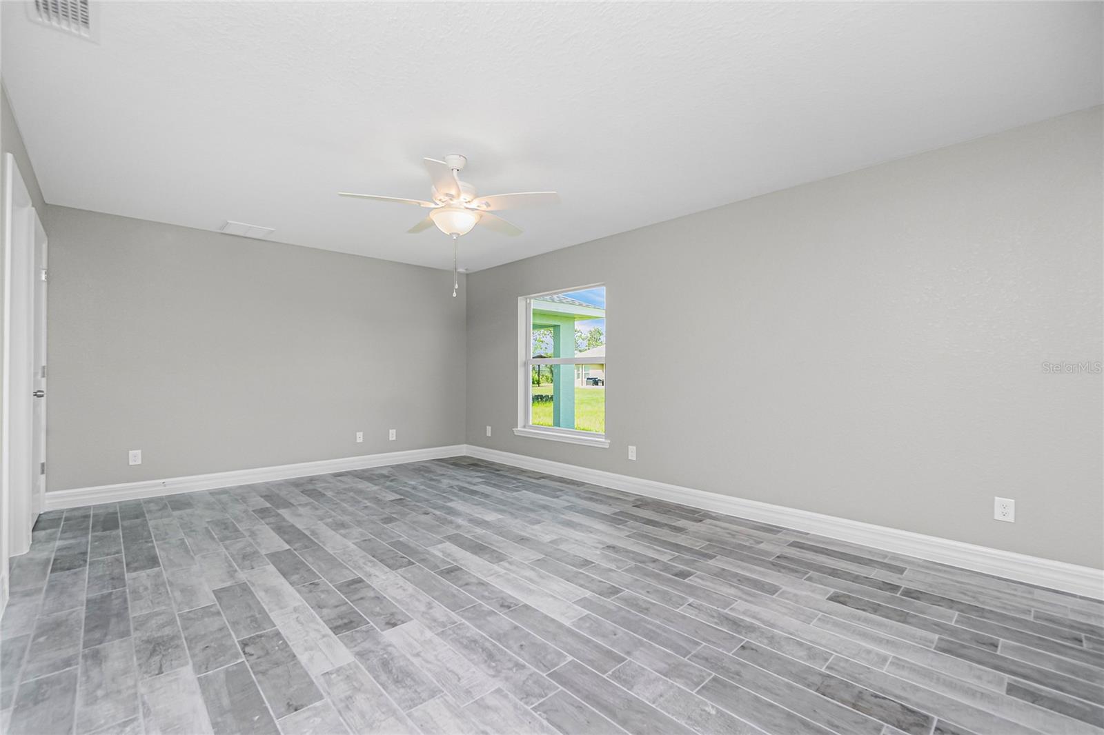 ROTONDA SANDS - Residential