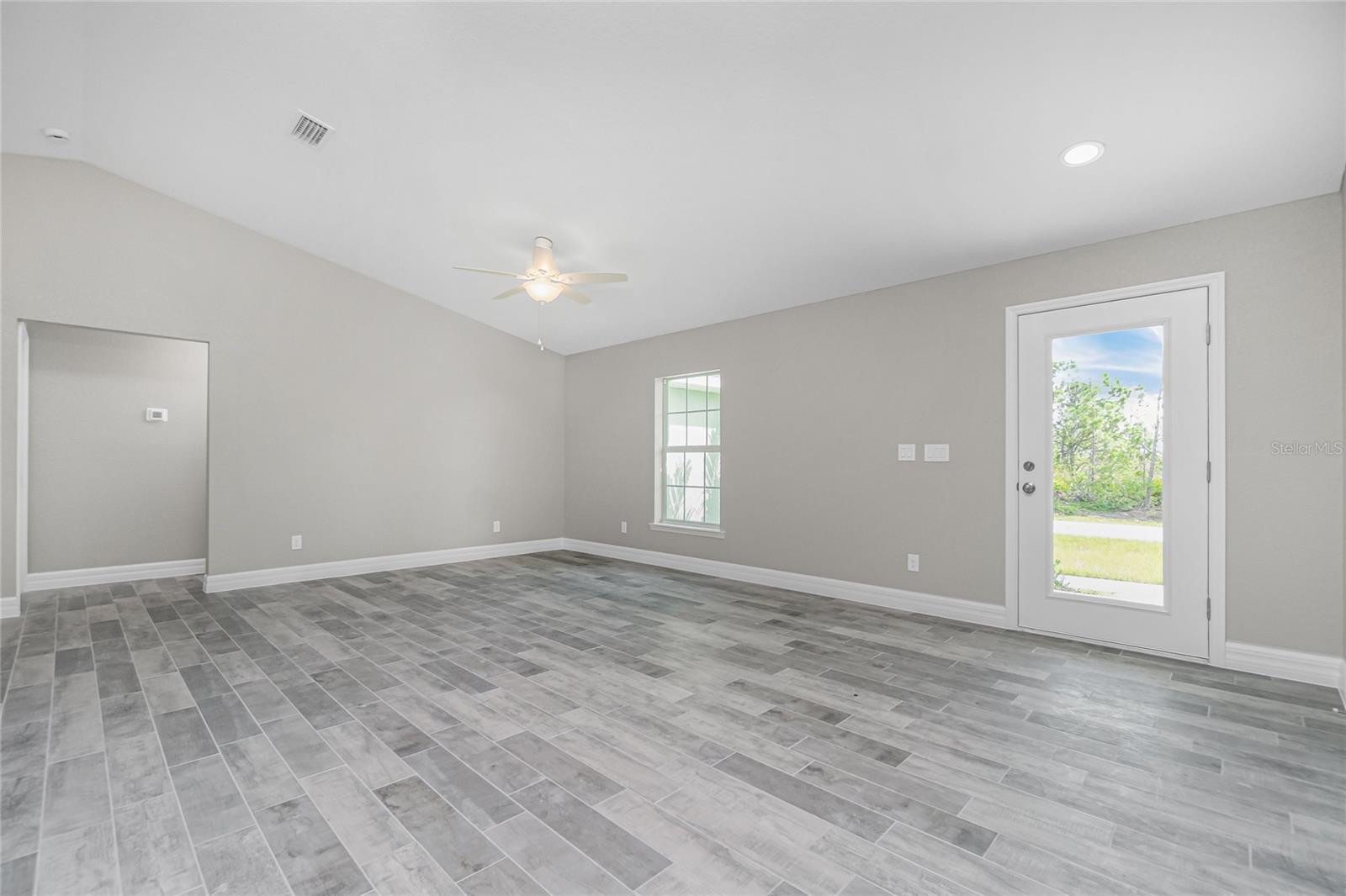 ROTONDA SANDS - Residential