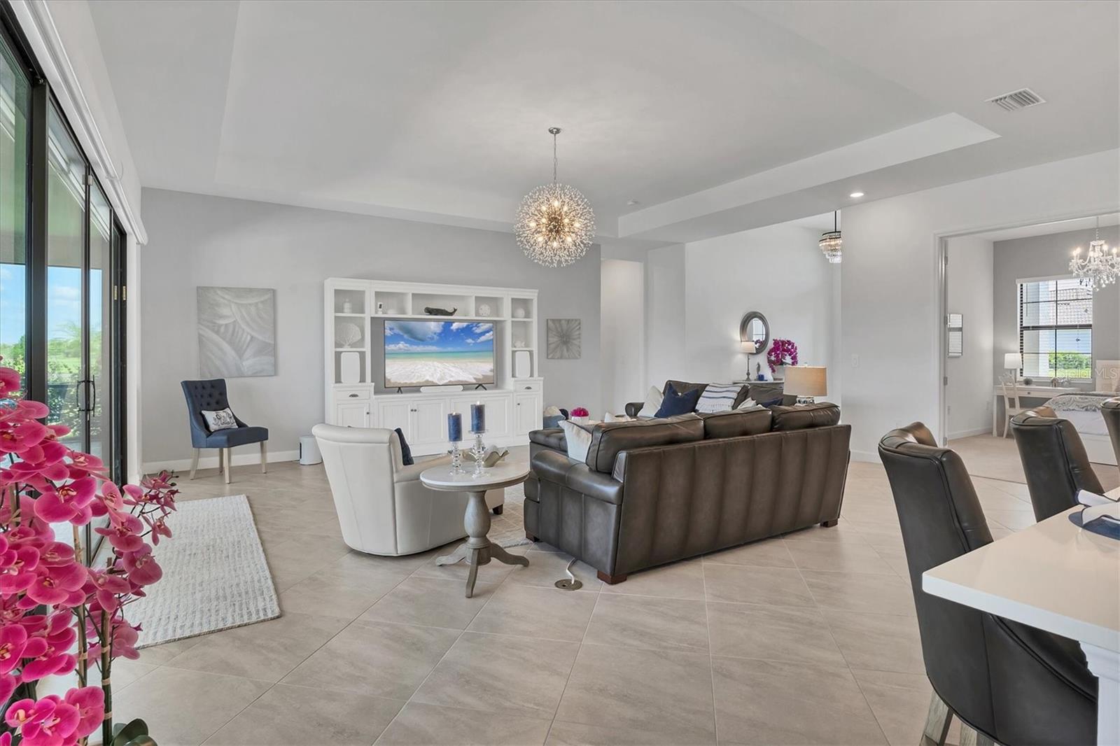 LORRAINE LAKES PH I - Residential