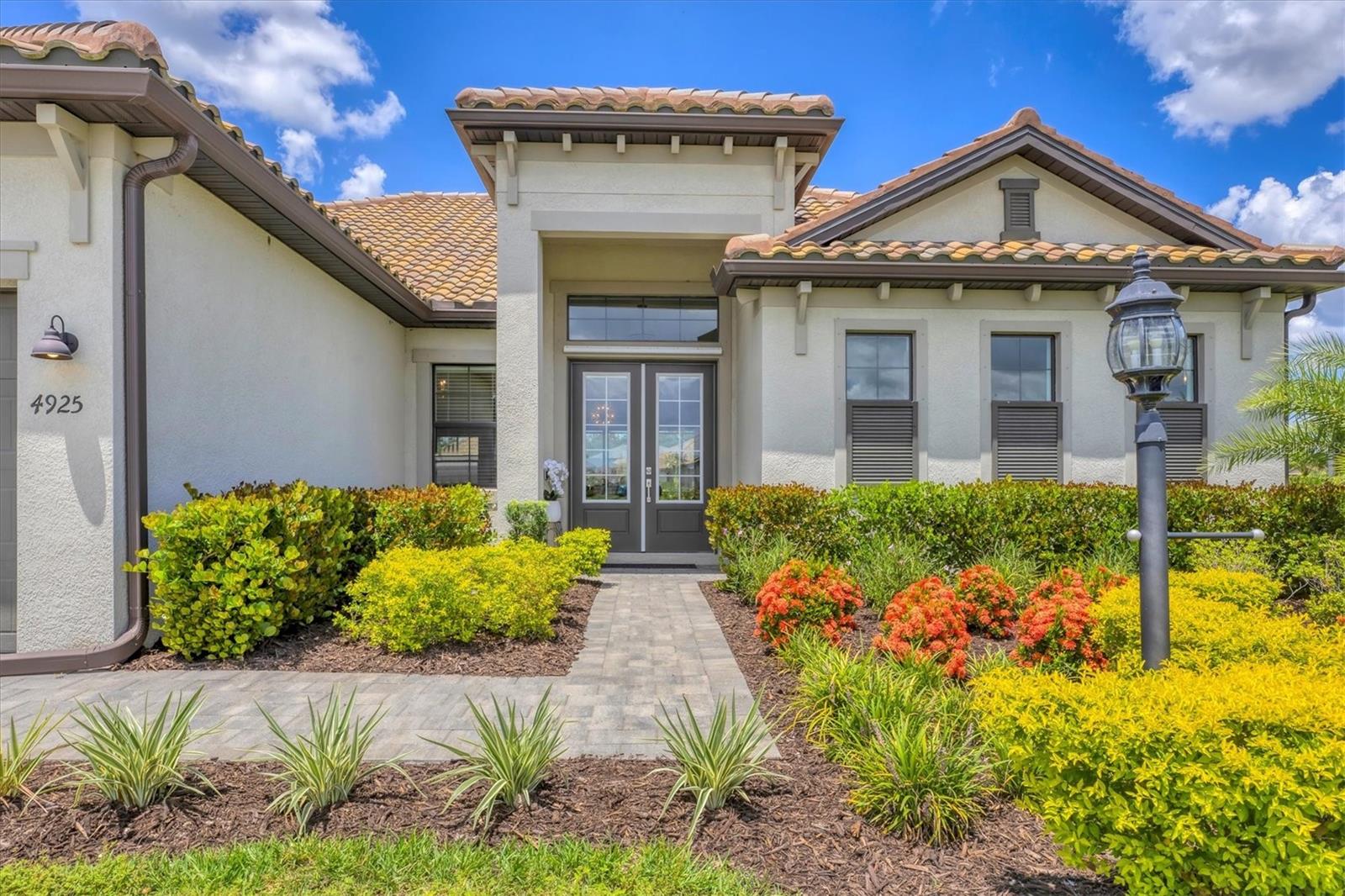 LORRAINE LAKES PH I - Residential