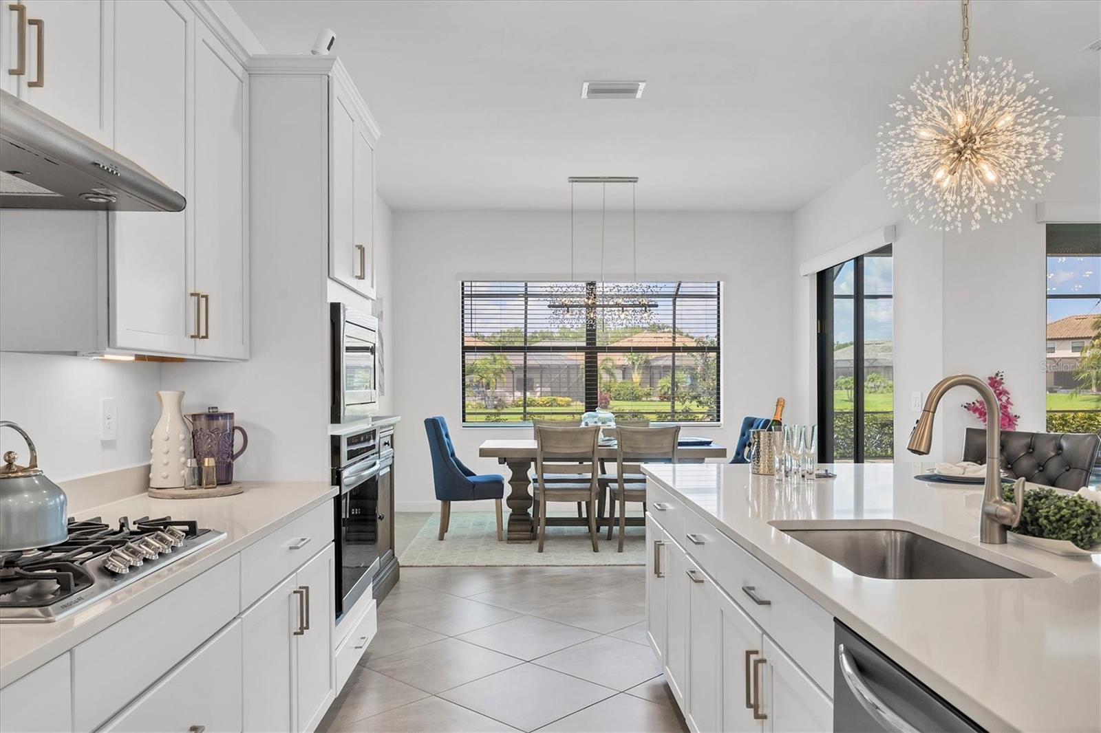 LORRAINE LAKES PH I - Residential