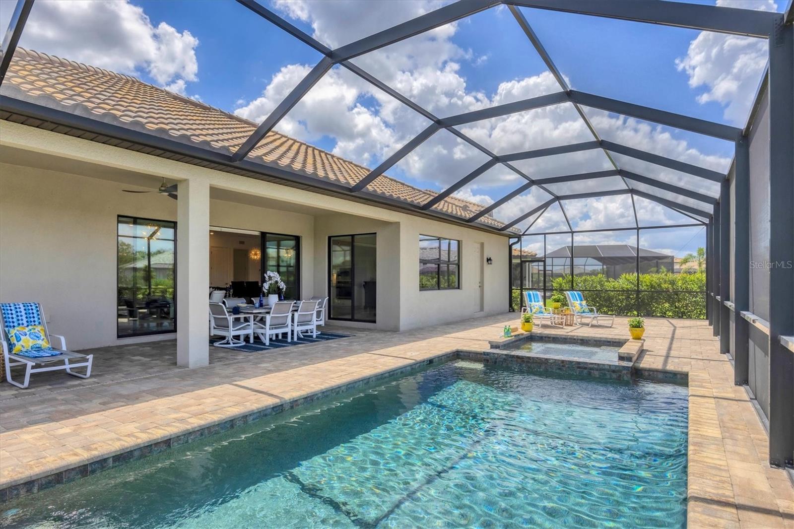 LORRAINE LAKES PH I - Residential