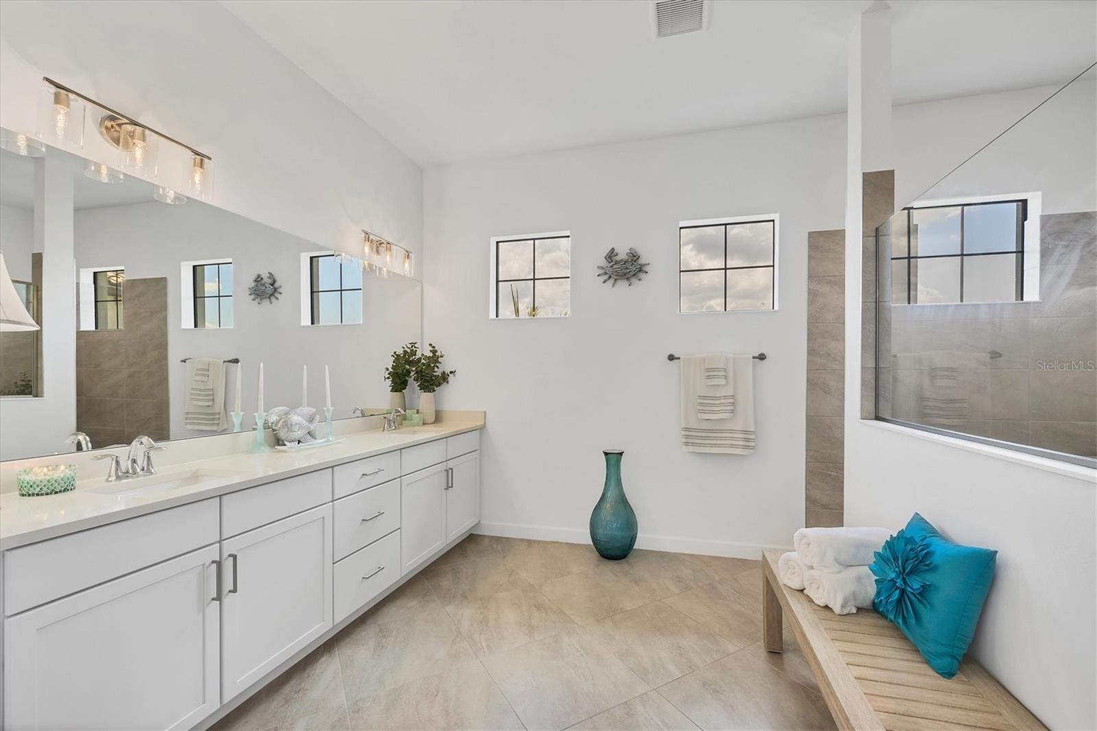 LORRAINE LAKES PH I - Residential