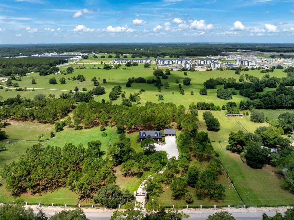 Photo of 5208 Effie Drive, Apopka, FL 32712 (MLS # O6434351)