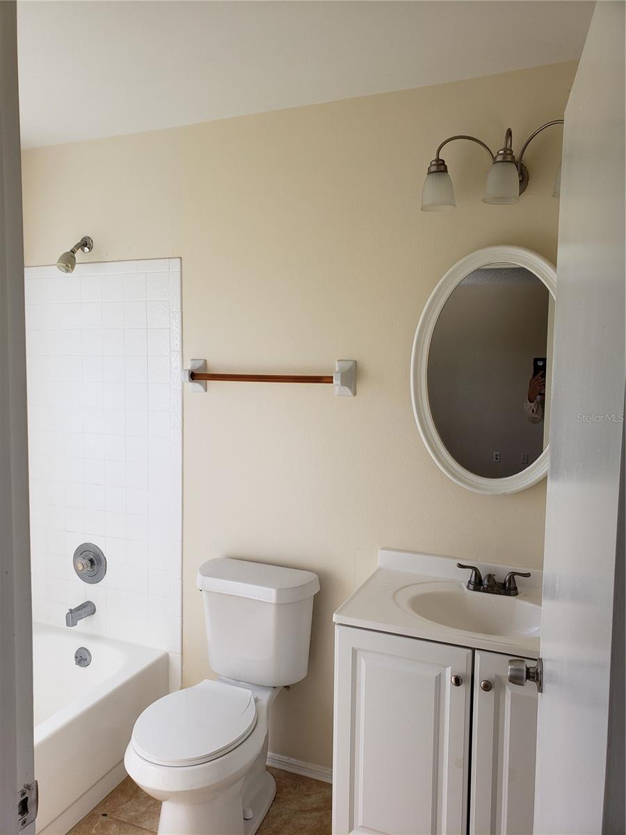 SILVER SPGS SHORES UN 28 - Residential Lease