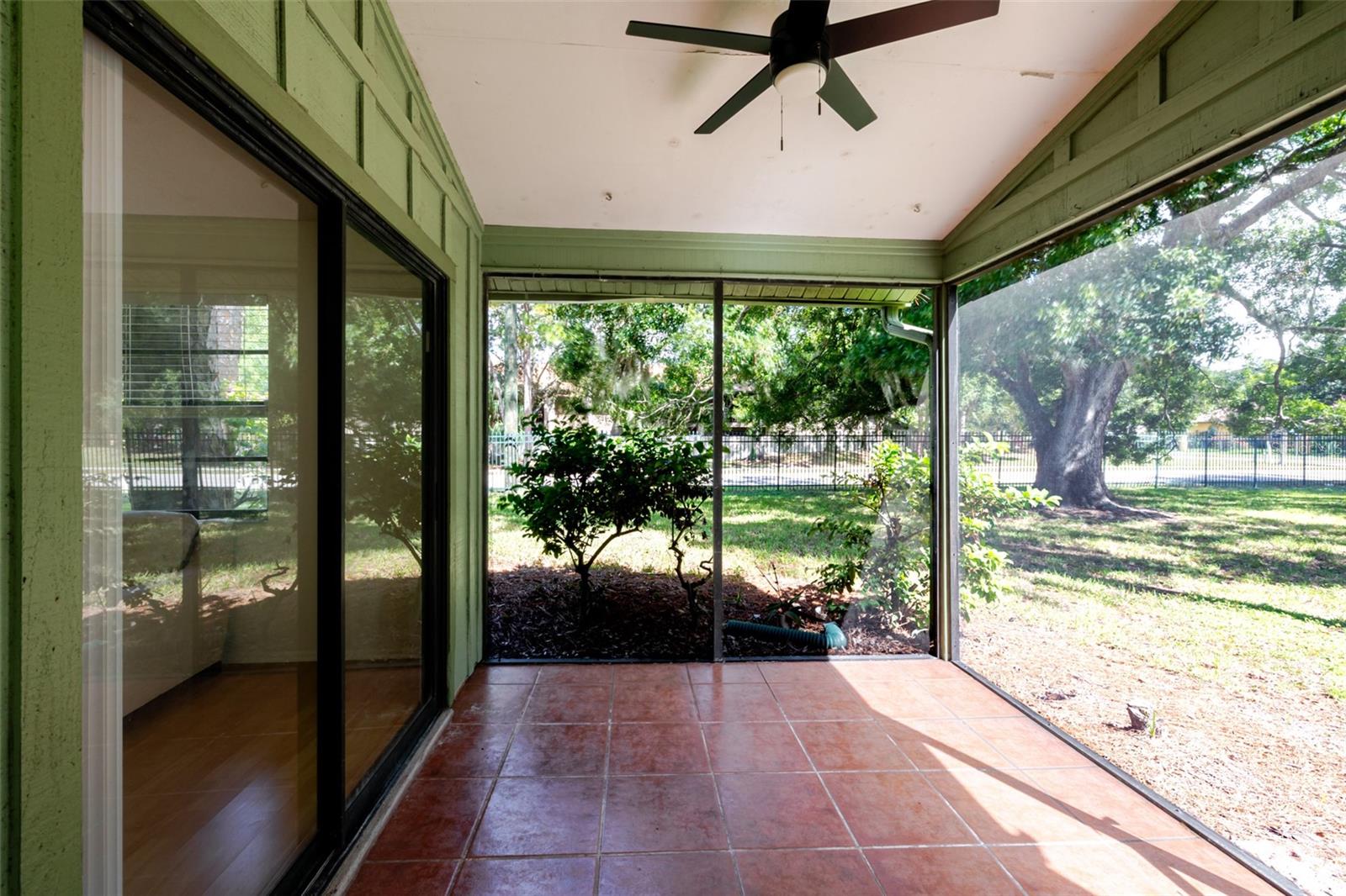 BARRINGTON WOODS - Residential