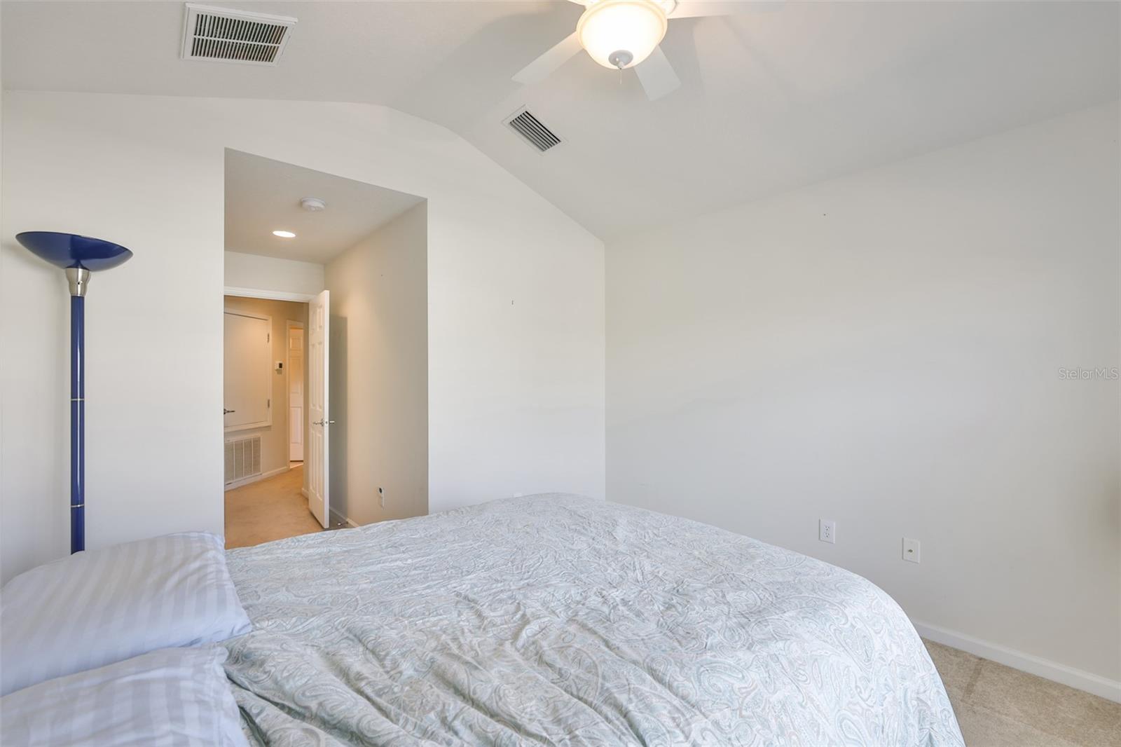 VENTURA BAY TWNHMS - Residential