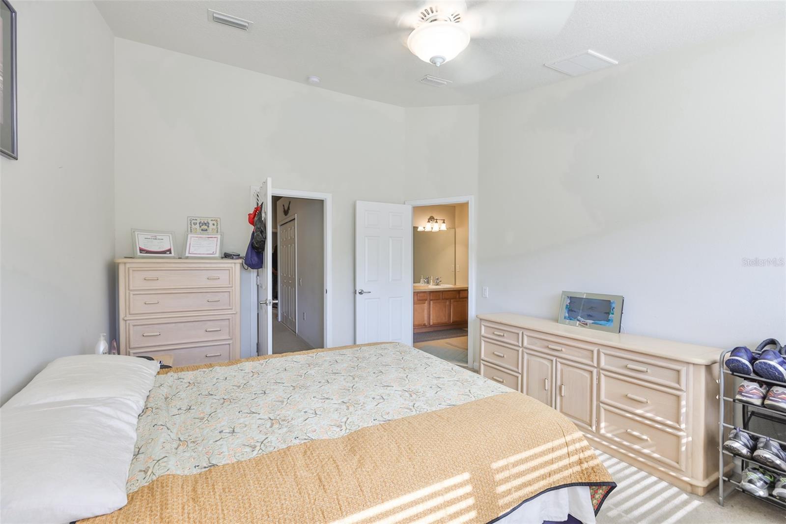 VENTURA BAY TWNHMS - Residential