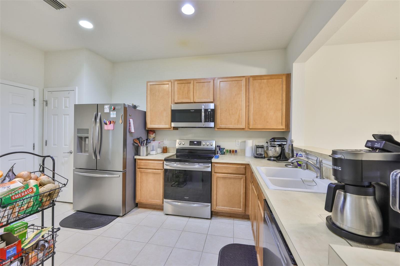 VENTURA BAY TWNHMS - Residential