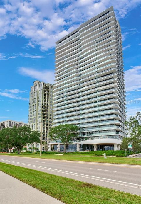 Photo of 2912 W Santiago Street #503, Tampa, FL 33629 (MLS # TB8441129)