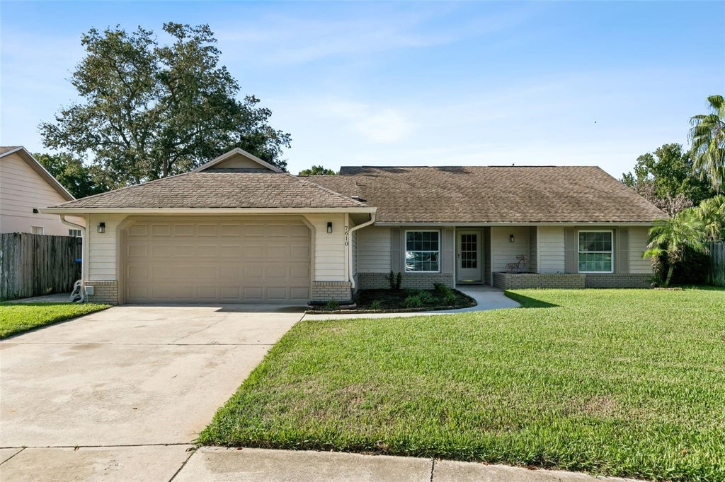 Photo of 7610 Heathfield Court, Orlando, FL 32835 (MLS # O6437523)