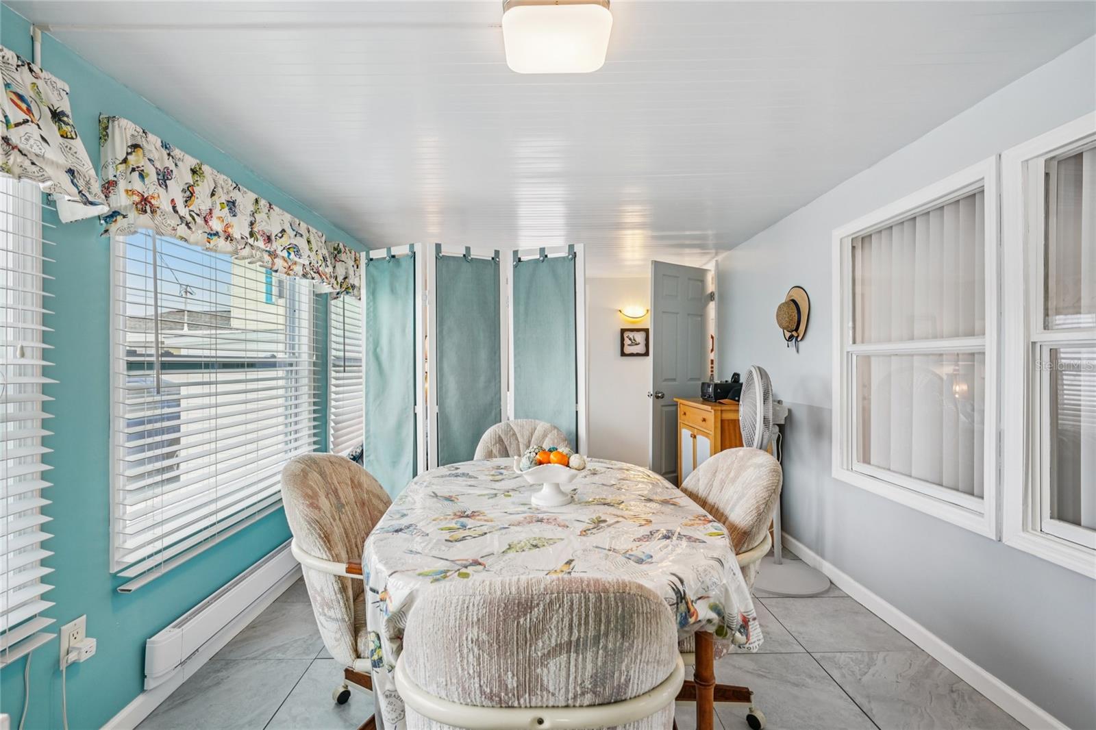 SUNCOAST MANOR M/H PARK UNREC - Residential