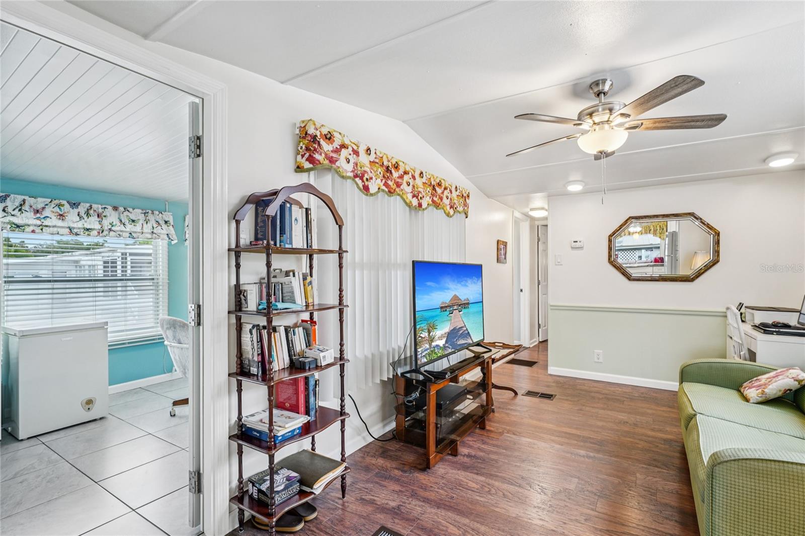 SUNCOAST MANOR M/H PARK UNREC - Residential