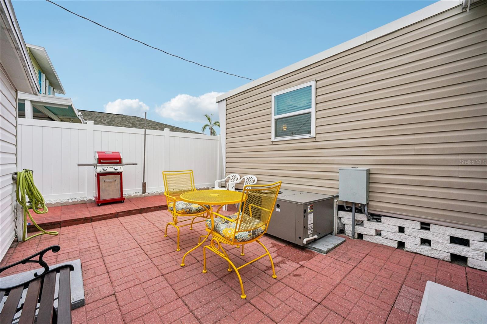 SUNCOAST MANOR M/H PARK UNREC - Residential