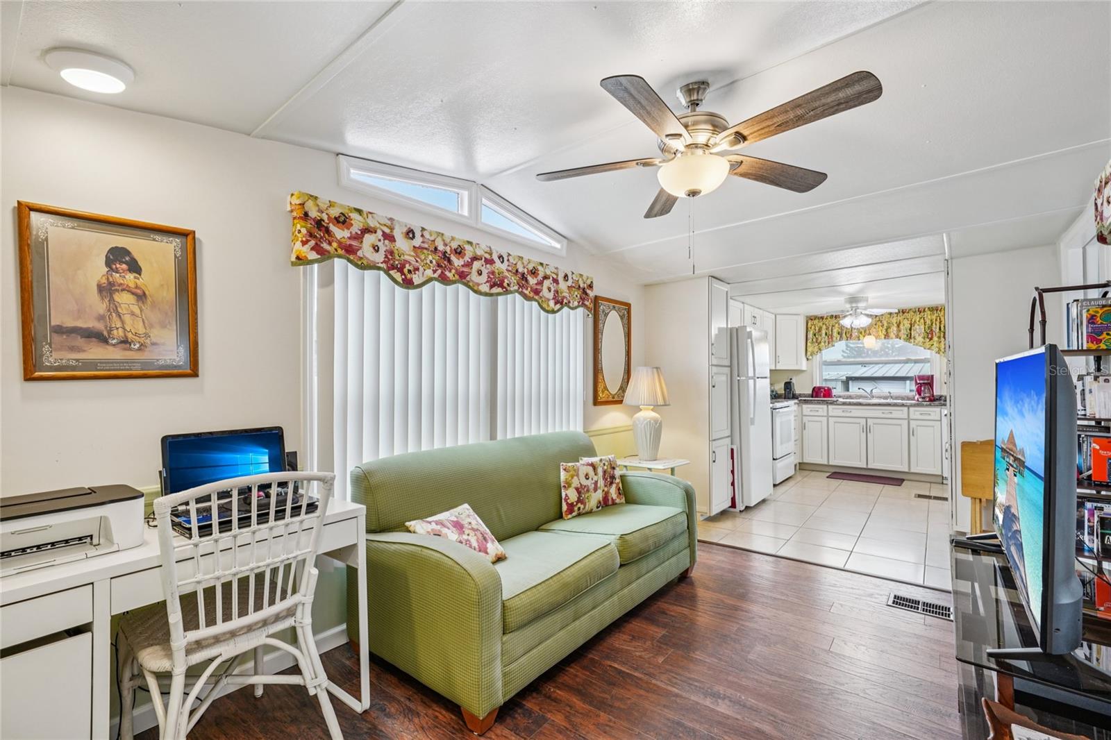 SUNCOAST MANOR M/H PARK UNREC - Residential