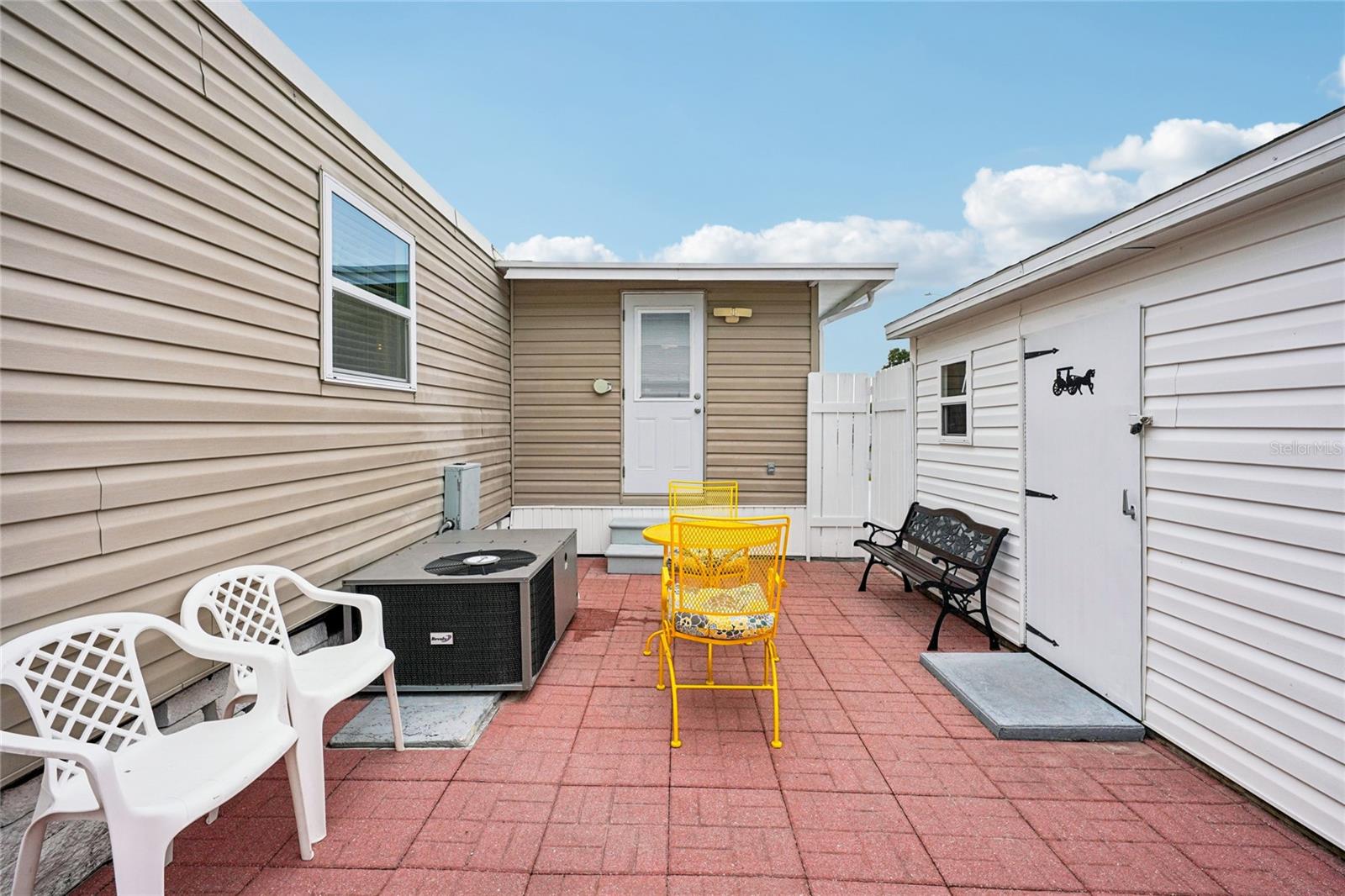 SUNCOAST MANOR M/H PARK UNREC - Residential