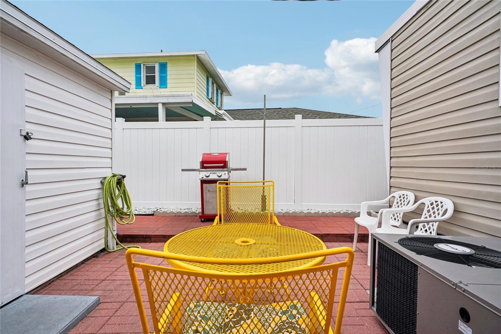 SUNCOAST MANOR M/H PARK UNREC - Residential