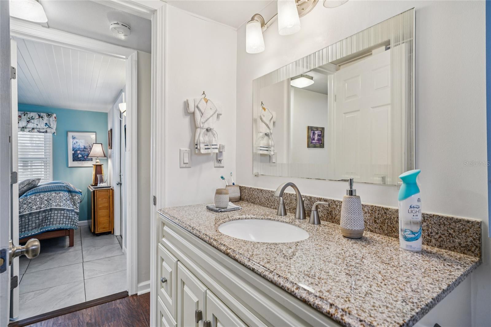 SUNCOAST MANOR M/H PARK UNREC - Residential