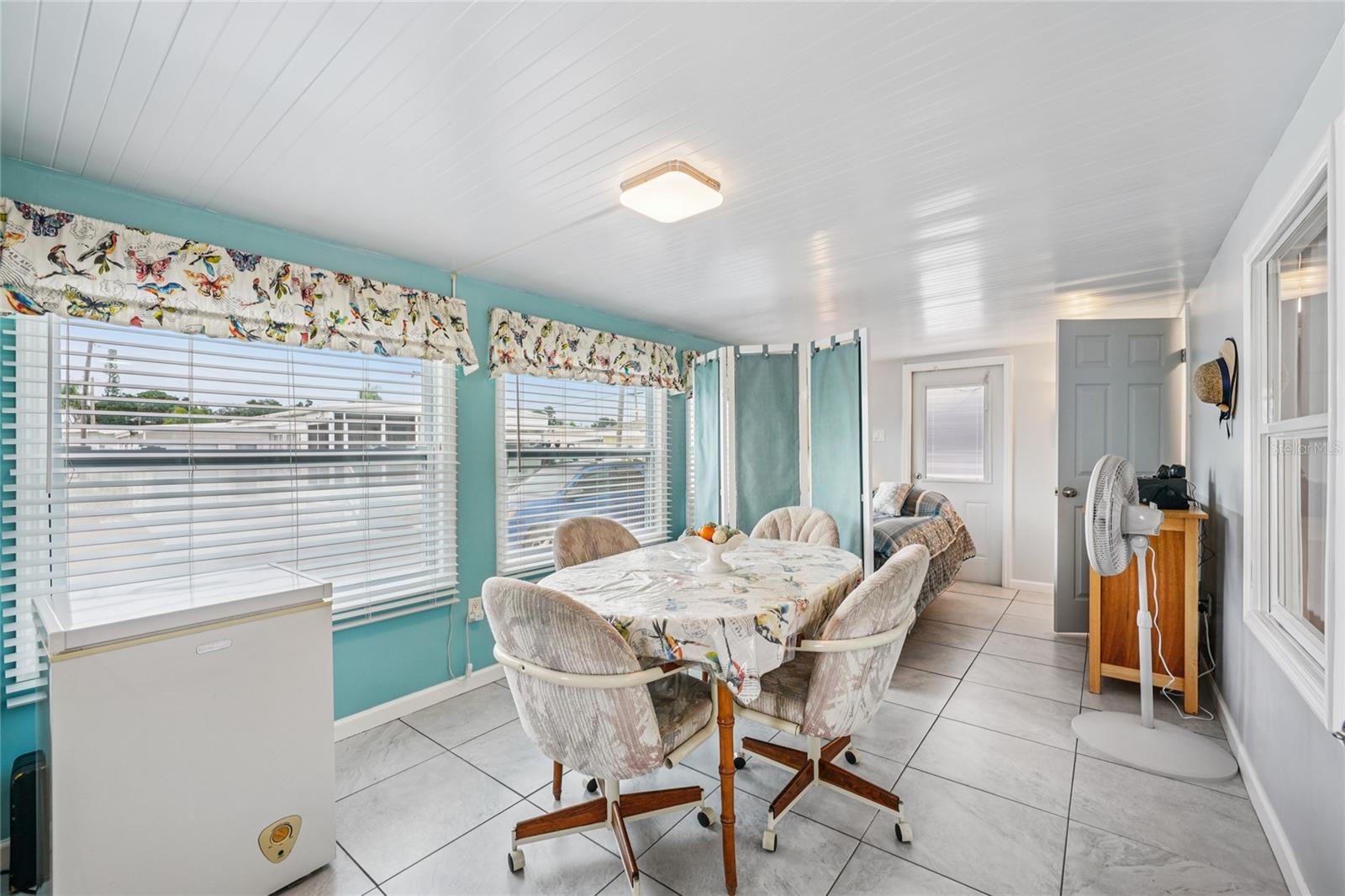 SUNCOAST MANOR M/H PARK UNREC - Residential