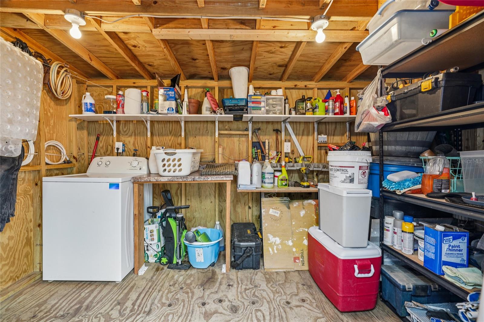 SUNCOAST MANOR M/H PARK UNREC - Residential