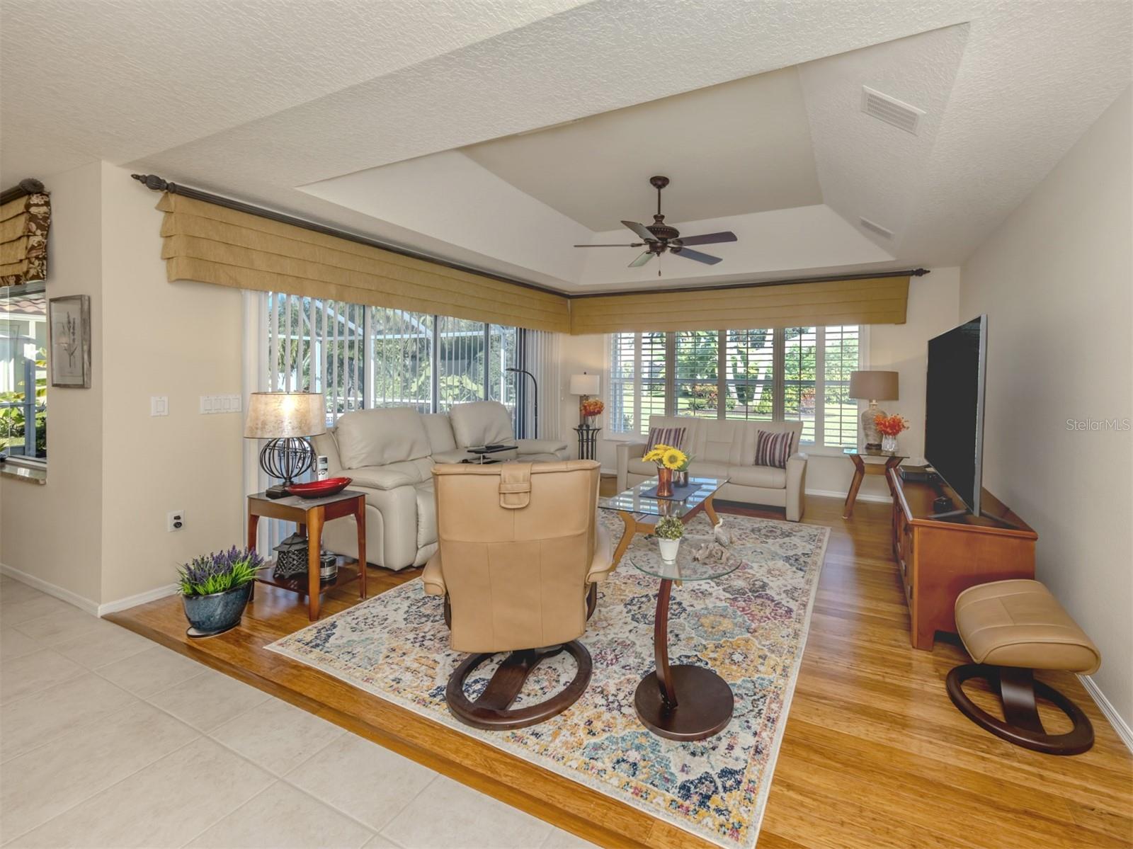 THE LAKES OF JACARANDA - Residential
