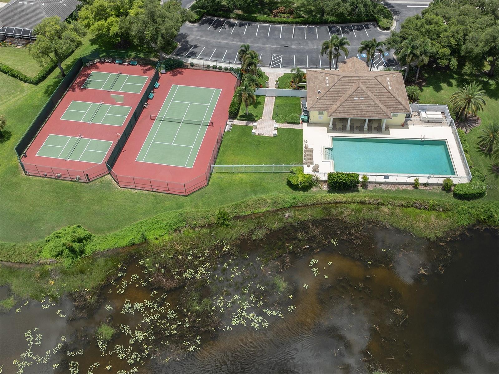 THE LAKES OF JACARANDA - Residential