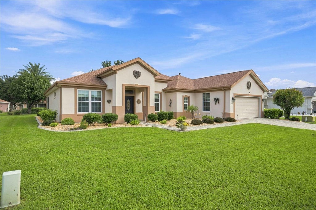 Photo of 9120 SE 125th Loop, Summerfield, FL 34491 (MLS # OM732727)