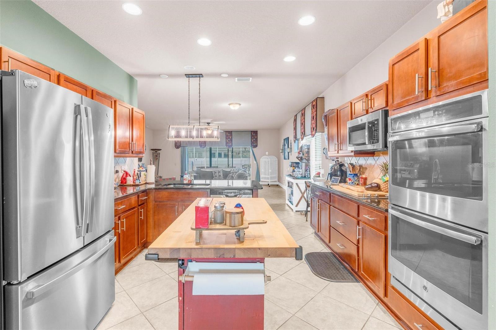 WATERS EDGE PH 11 - Residential