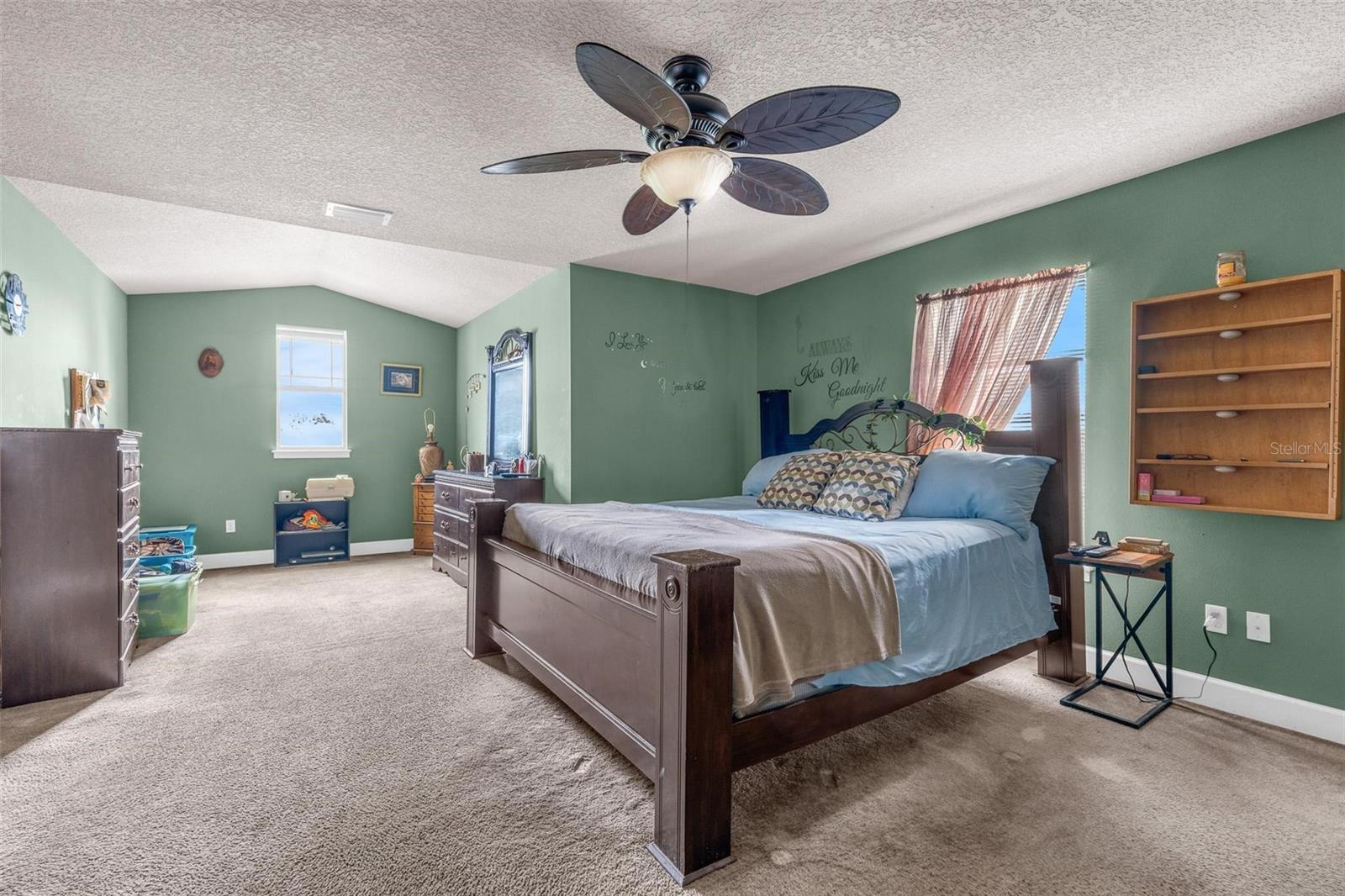 WATERS EDGE PH 11 - Residential