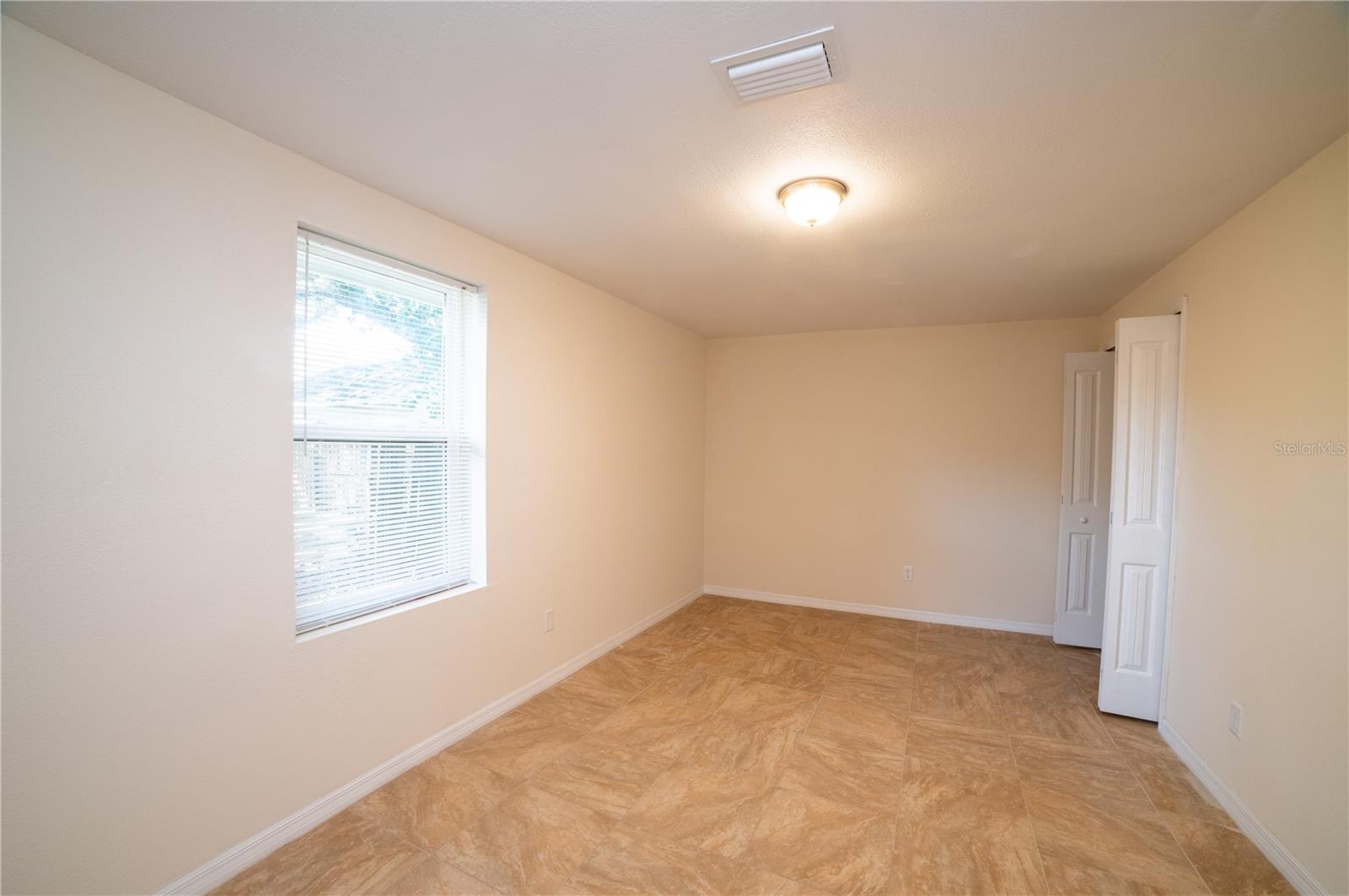 59TH STREET APARMENTS - Residential Lease