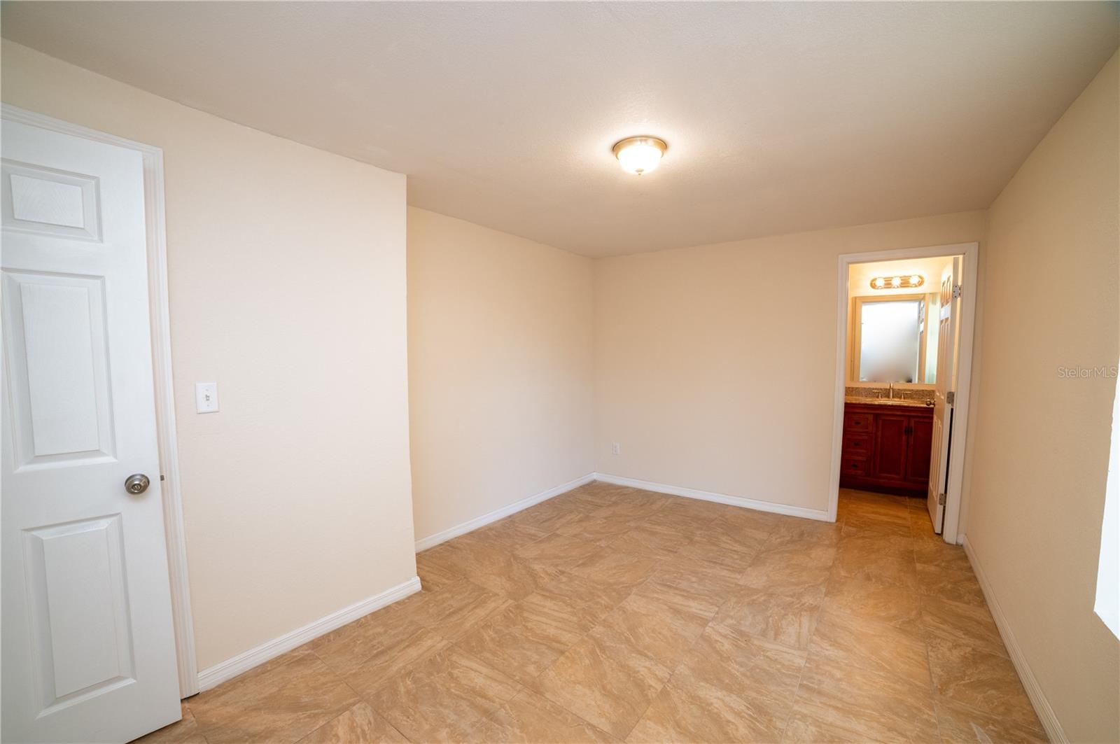 59TH STREET APARMENTS - Residential Lease