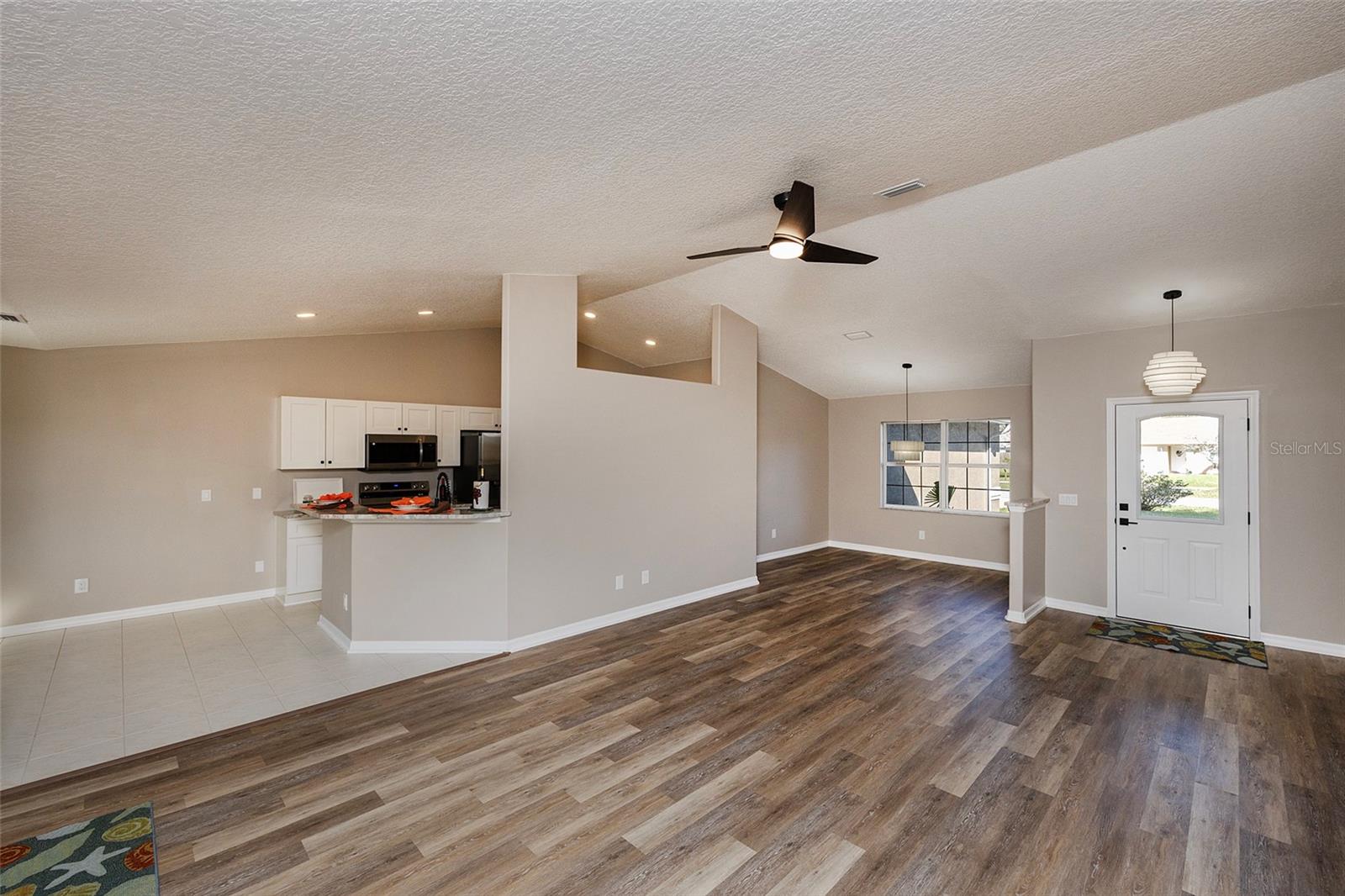 LOT 18 BLOCK 16 PALM COAST MAP OF SEMINOLE PARK S - Residential