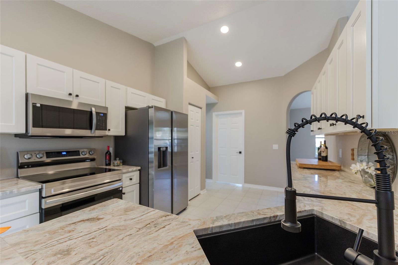 LOT 18 BLOCK 16 PALM COAST MAP OF SEMINOLE PARK S - Residential