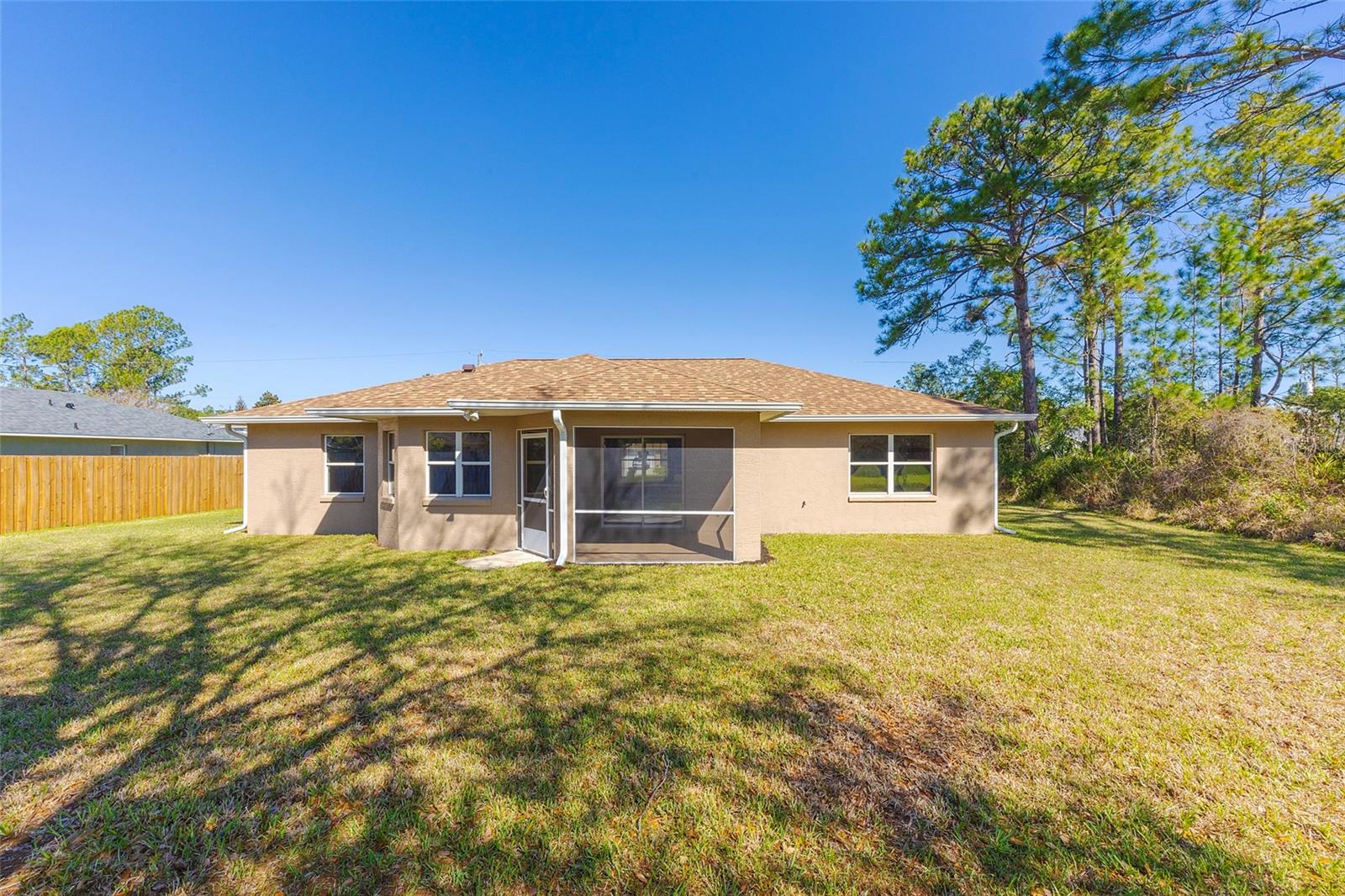 LOT 18 BLOCK 16 PALM COAST MAP OF SEMINOLE PARK S - Residential