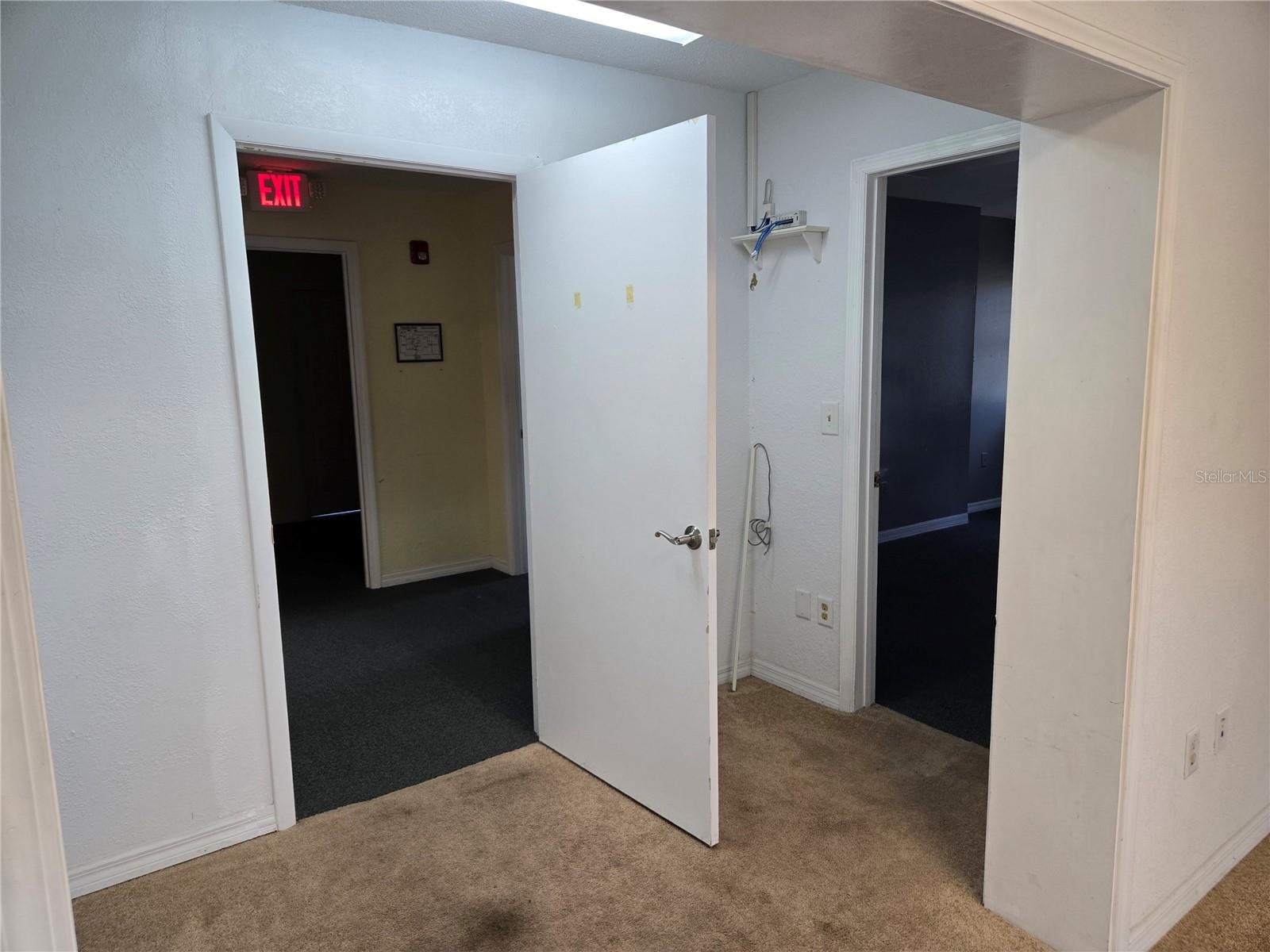 ACREAGE - Commercial Sale