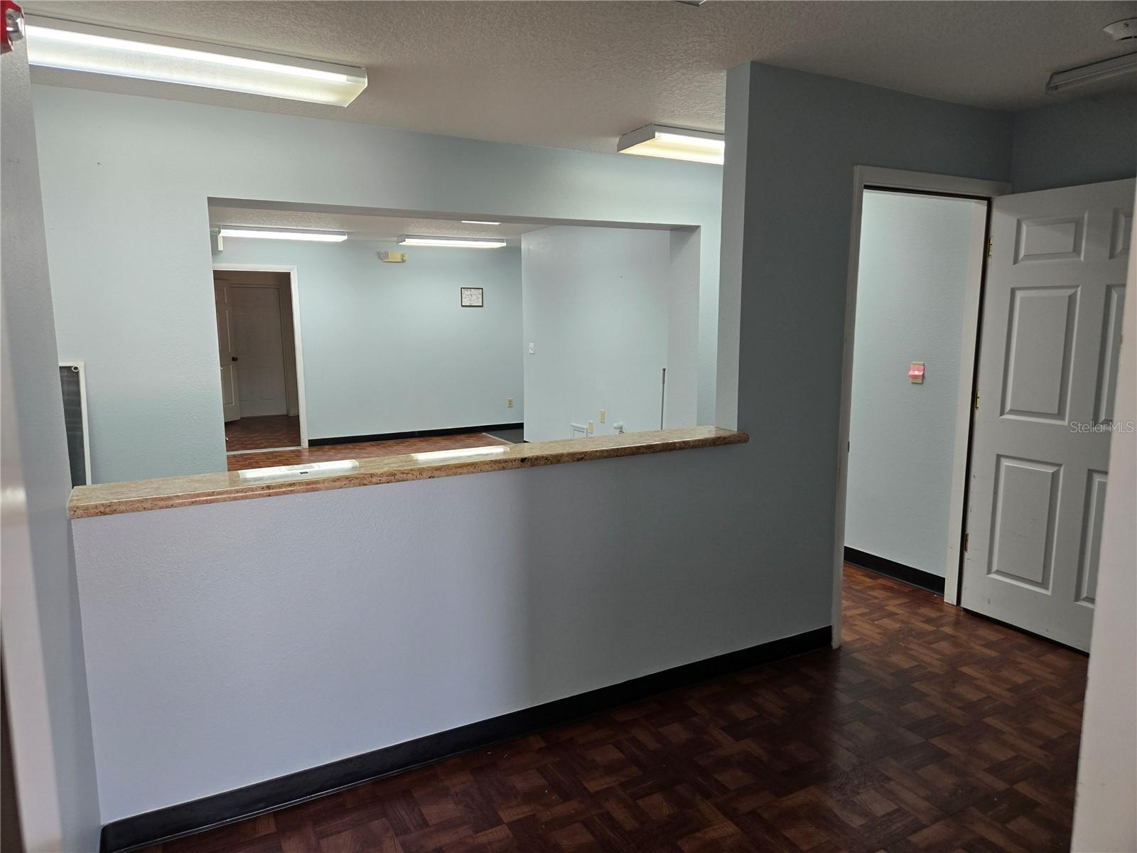 ACREAGE - Commercial Sale