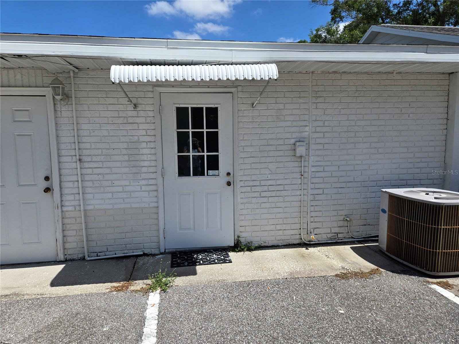 ACREAGE - Commercial Sale