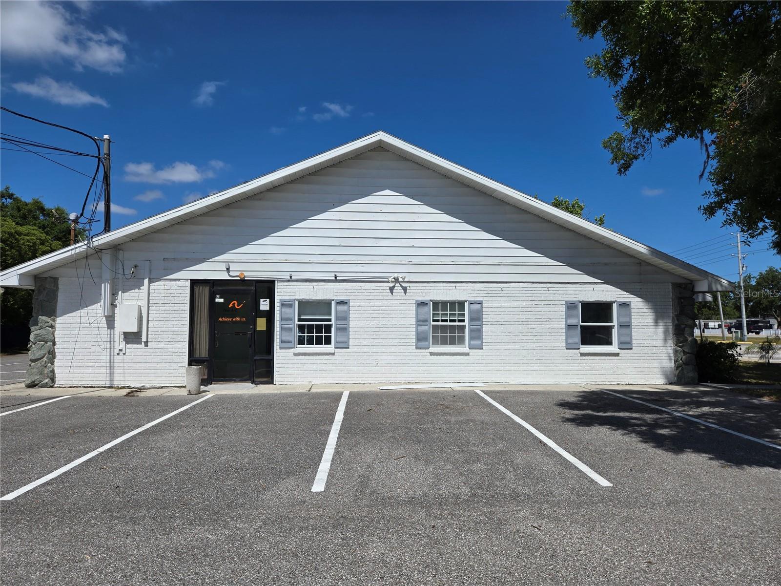 ACREAGE - Commercial Sale