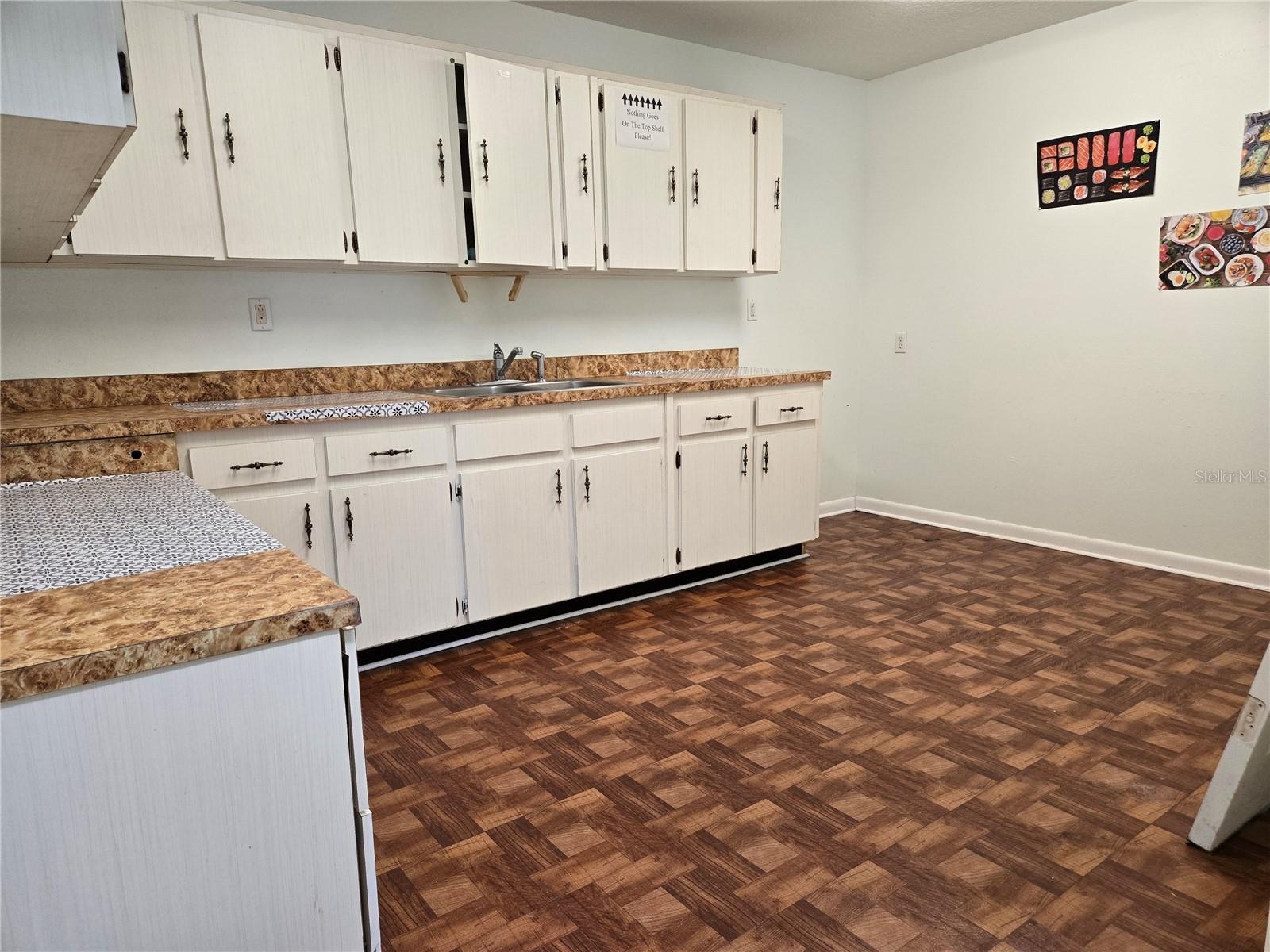 ACREAGE - Commercial Sale