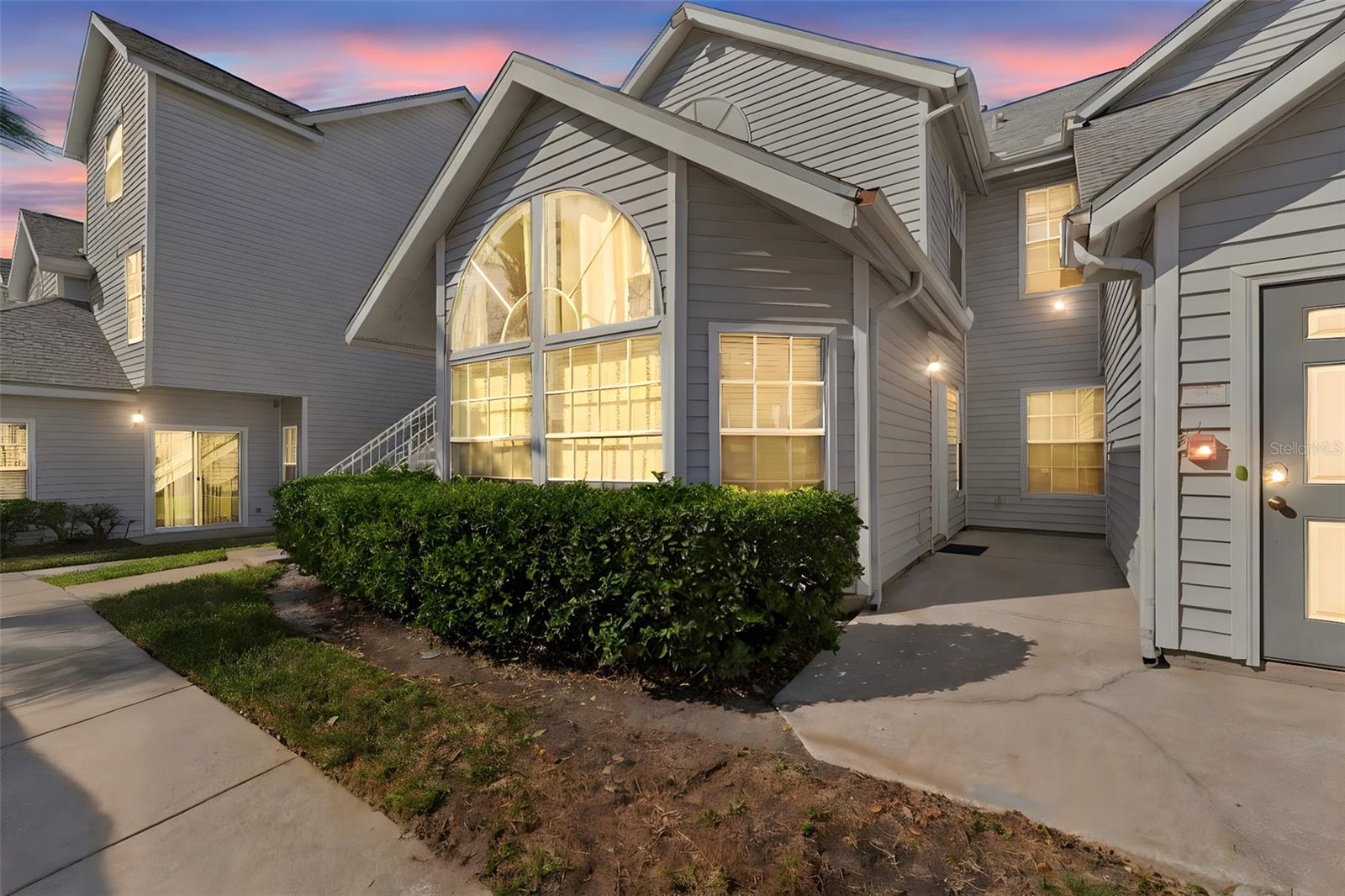 CARROLLWOOD GABLES A CONDO - Residential