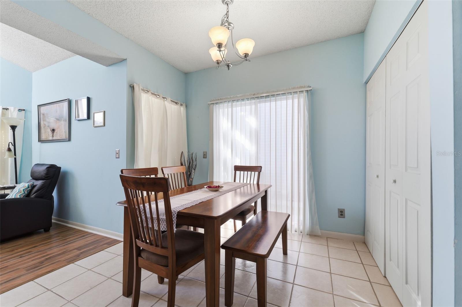 CARROLLWOOD GABLES A CONDO - Residential