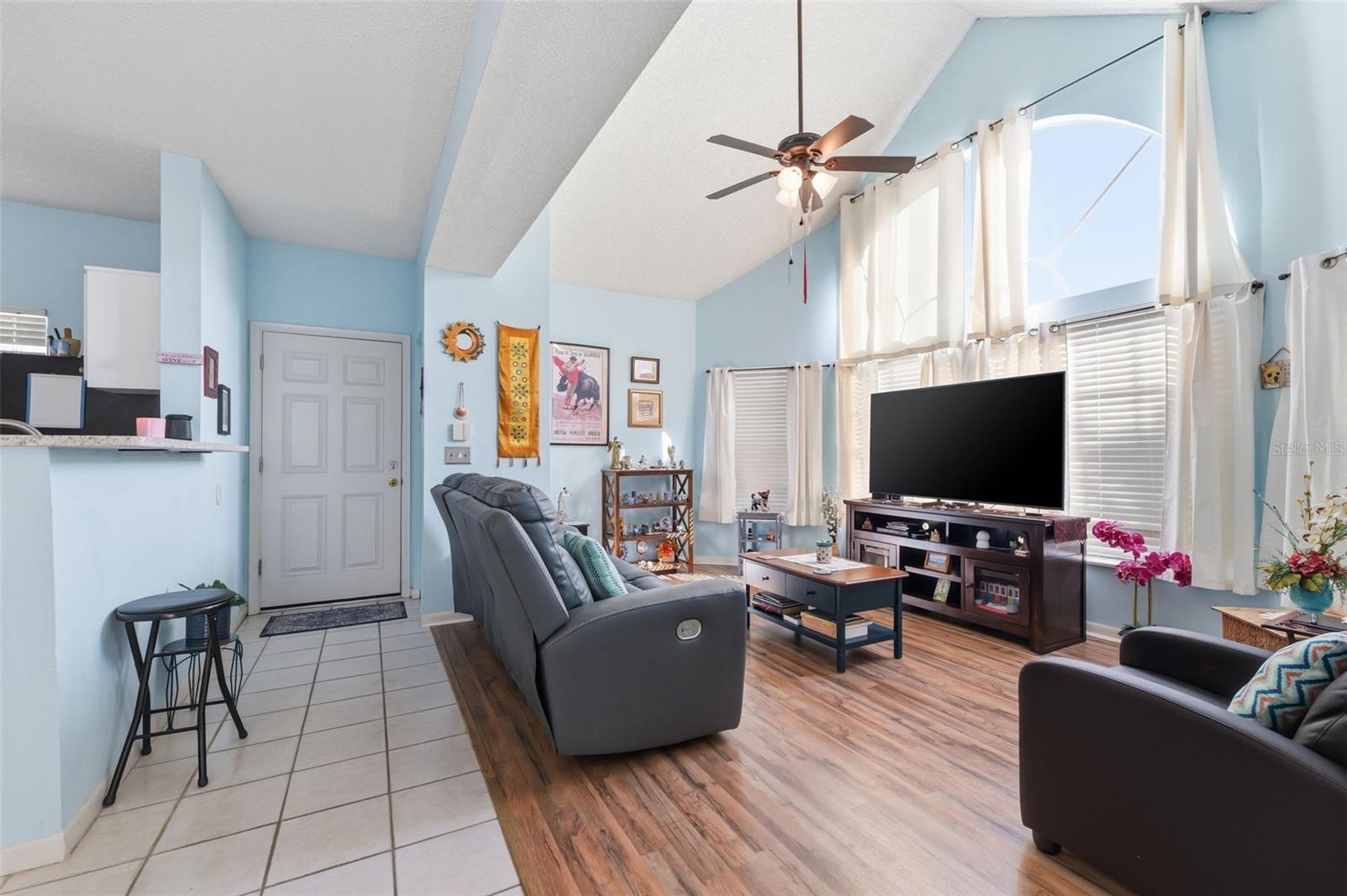 CARROLLWOOD GABLES A CONDO - Residential