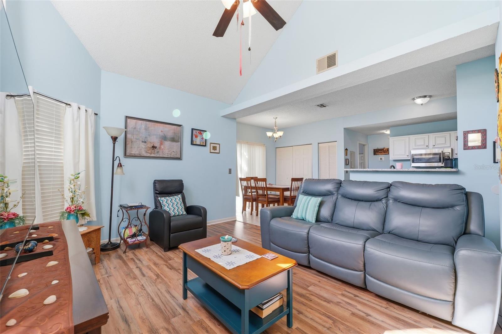 CARROLLWOOD GABLES A CONDO - Residential