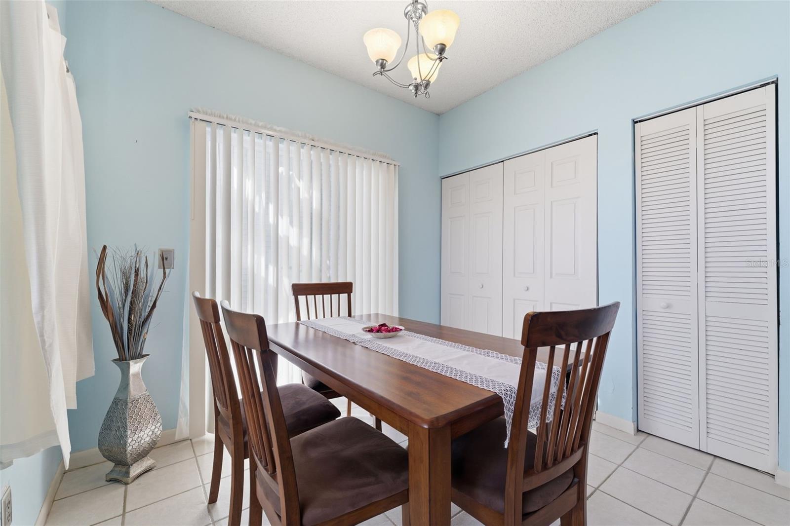 CARROLLWOOD GABLES A CONDO - Residential