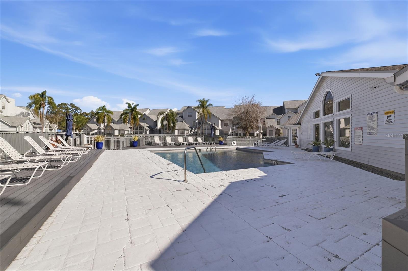 CARROLLWOOD GABLES A CONDO - Residential